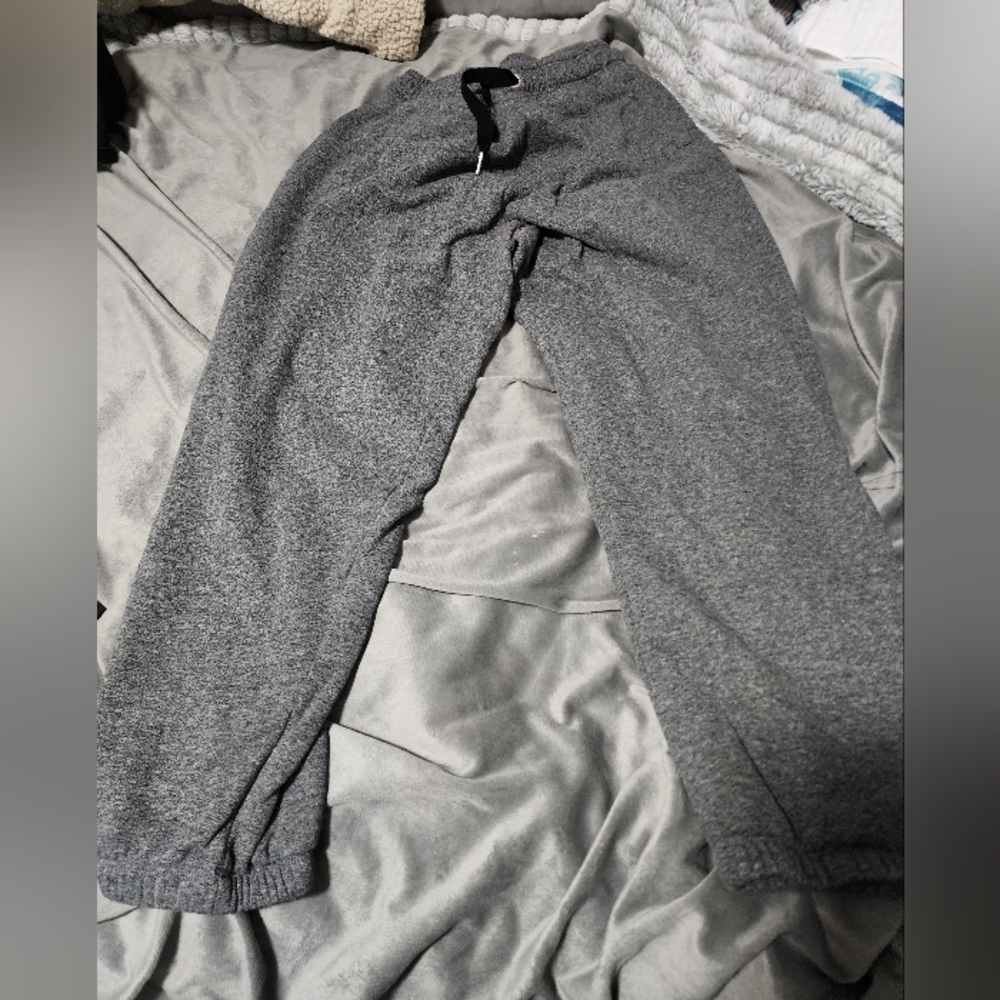 Calvin Klein Performance Sweatpants - Picture 3 of 3